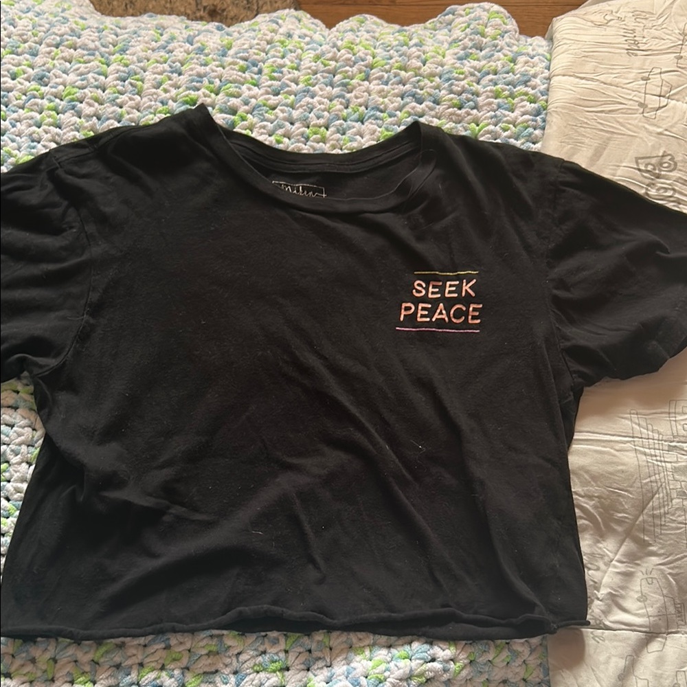 Black Cropped T-Shirt with 'Seek Peace' Embroidery